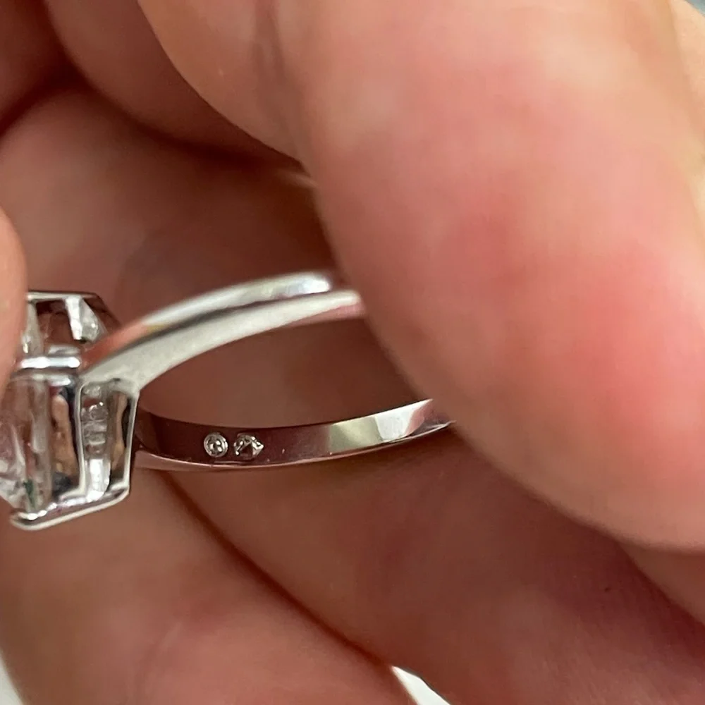 NWOT Swarovski Ring, Clear - Picture 7 of 8